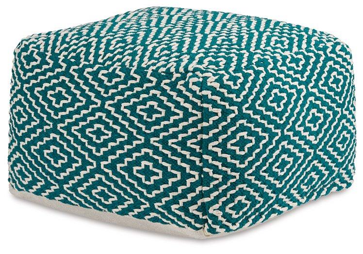 Brynnsen Pouf image