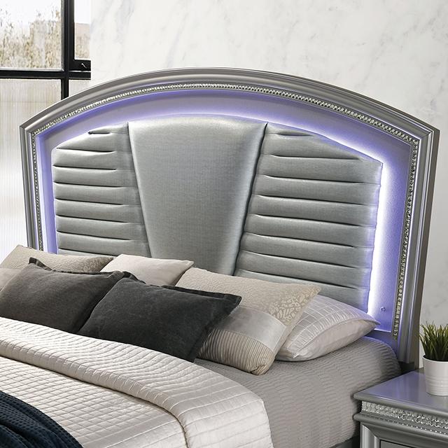 MADDIE E.King Bed, Silver